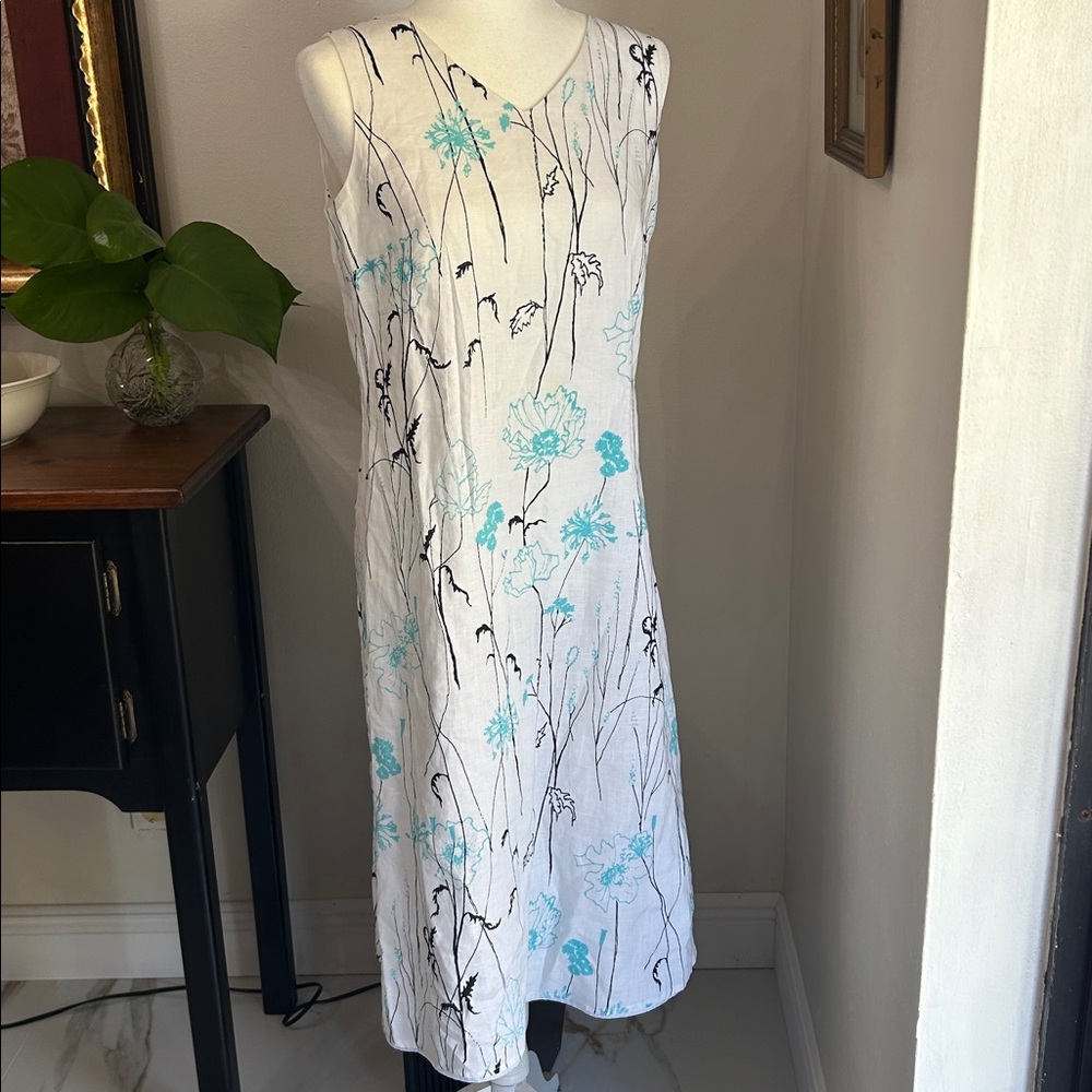 Madison Studio Floral Midi Dress - White and Blue